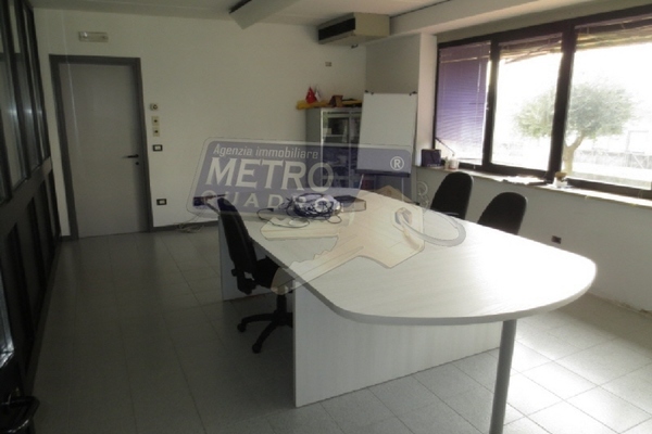 sala riunioni - OPIFICIO CARRè (VI) PERIFERIA